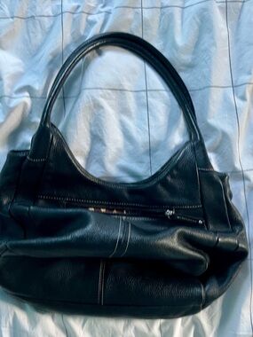 Classic Black Women’s Leather Tote